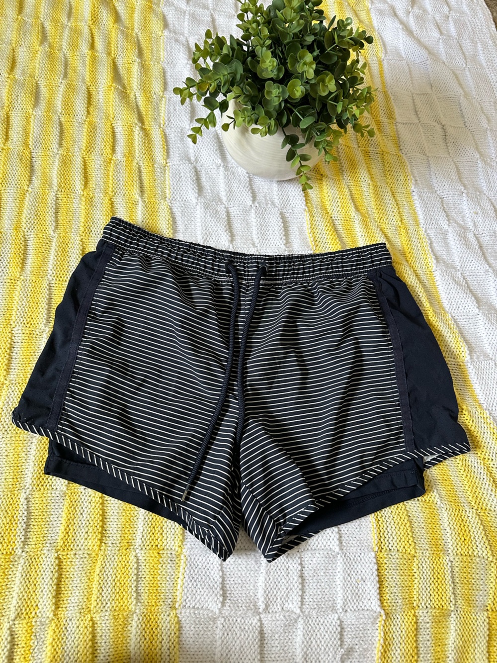 Tangerine Womens Size M Blue/White Striped Lined Shorts Drawstring Pockets